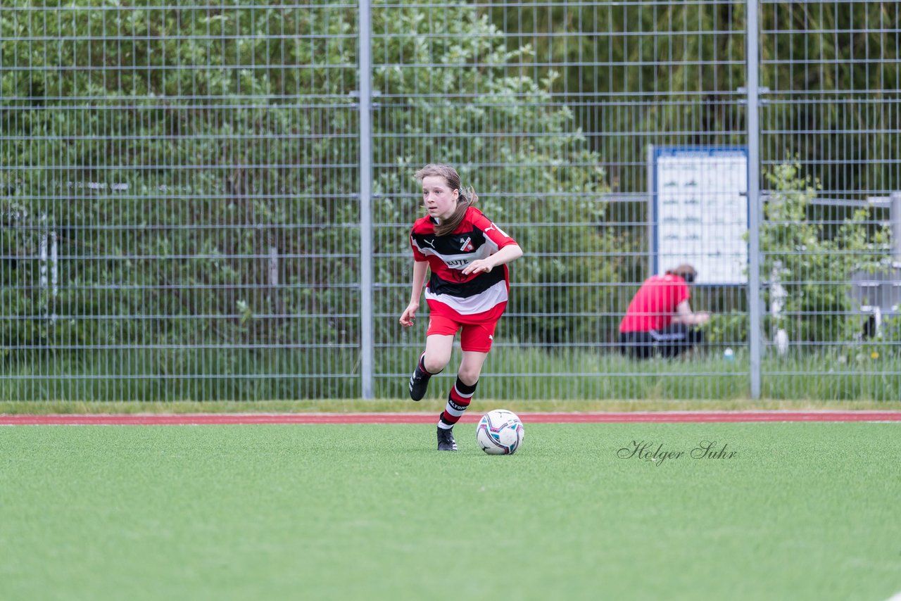 Bild 159 - wCJ Altona 93 - Rahlstedt : Ergebnis: 3:0